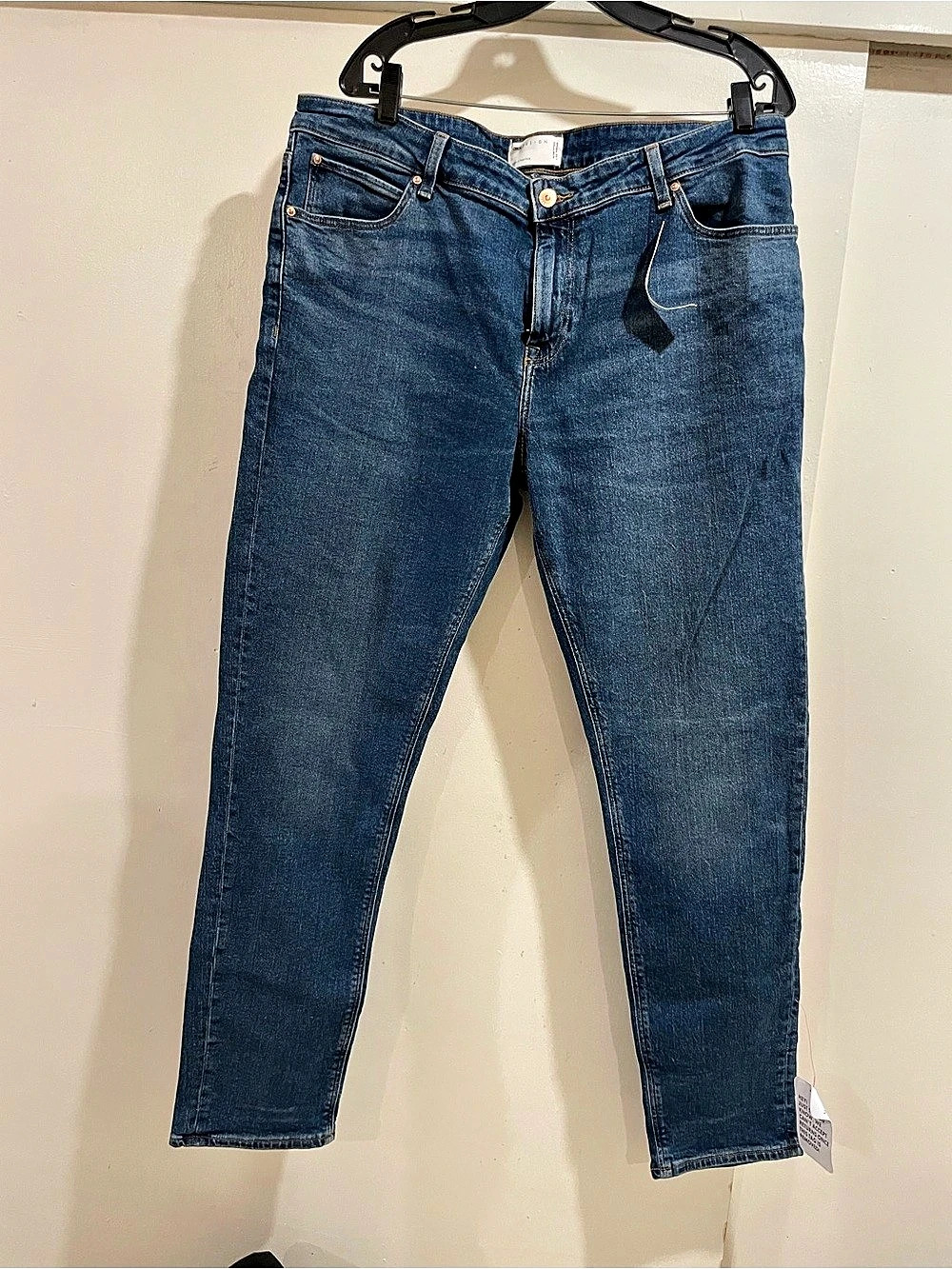 ASOS DESIGN jeans in Blue Waist 28